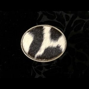 Black & white fur Belt buckle, large oval